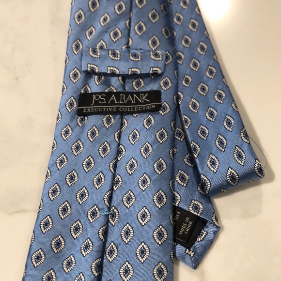 Jos. A. Bank Light Blue covered with silver lens - Picture 4 of 4